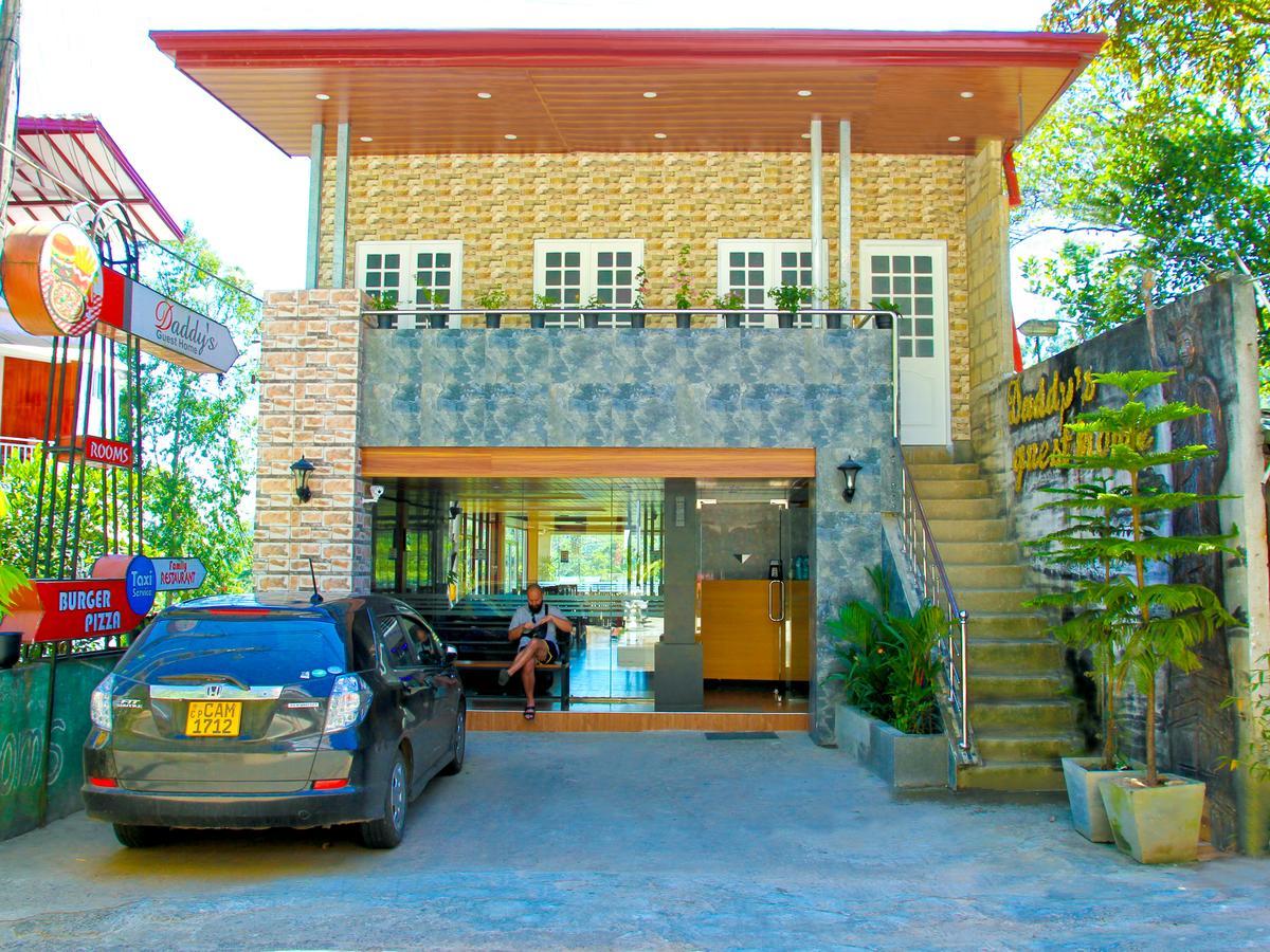 Daddy'S Guest Home Nallathanniya Екстериор снимка